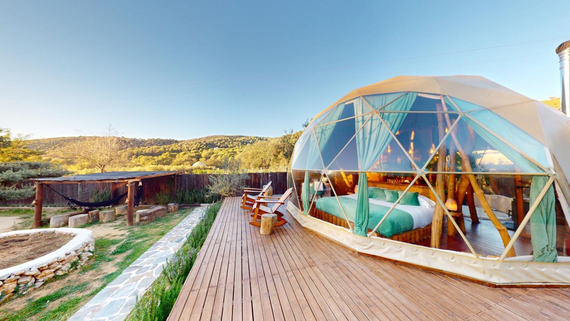 Domo Suites Masia Cal Geperut Badalona Zewnętrze zdjęcie